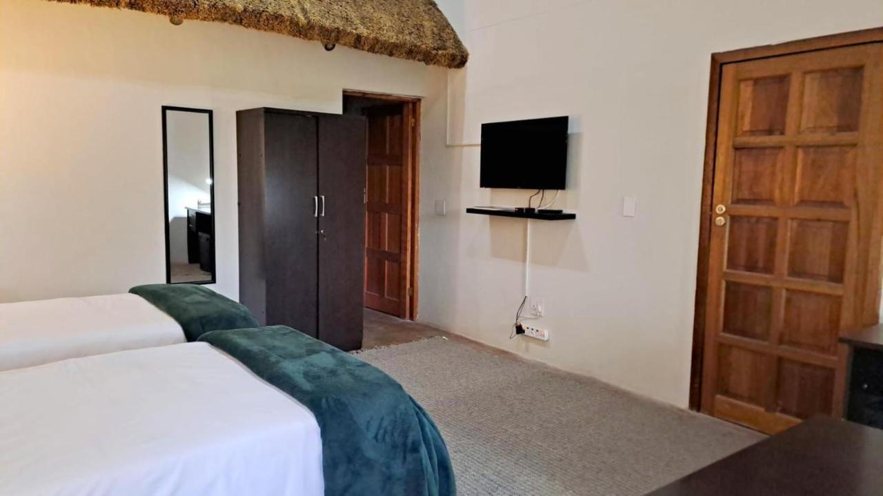 Iphofolo Lodge & Tented Camp Vivo Eksteriør bilde